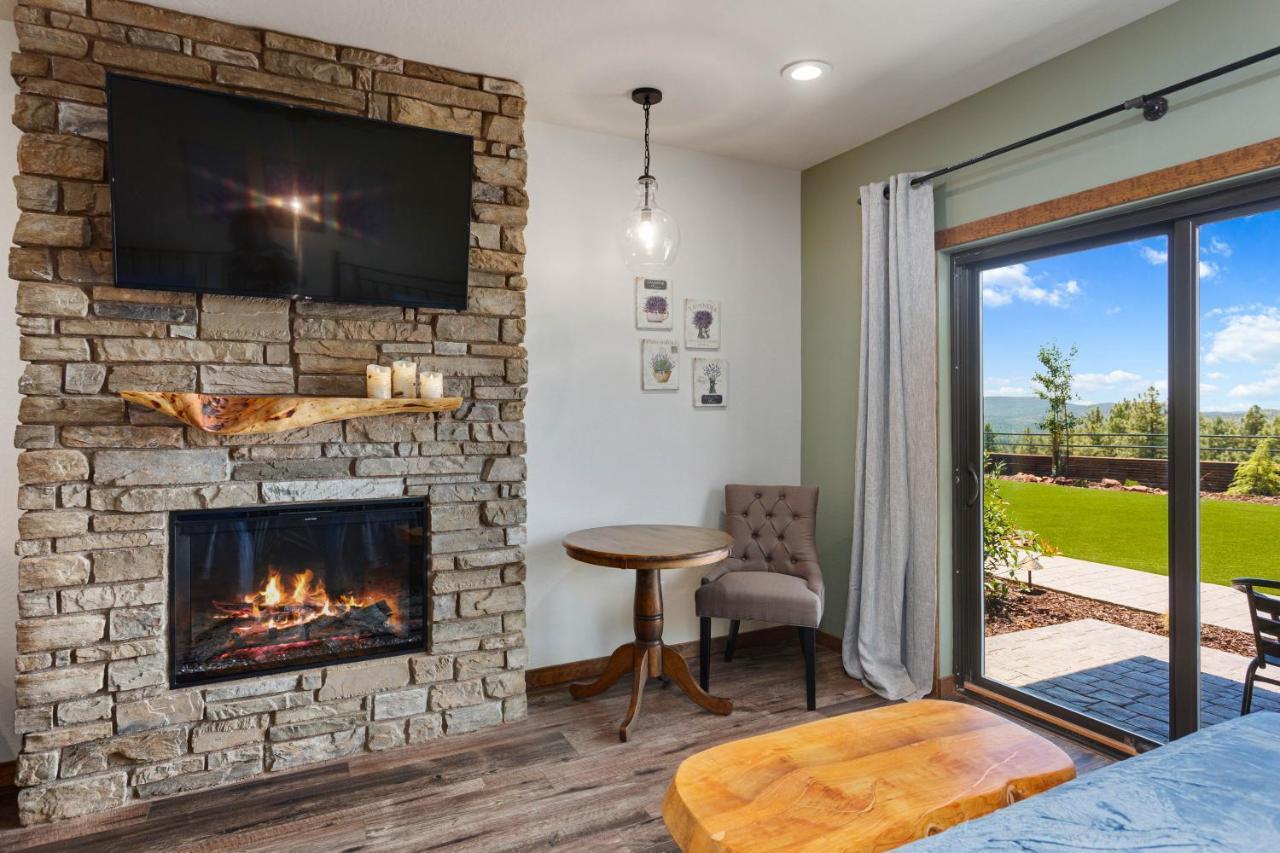 Lodge At 5600 Pine Esterno foto